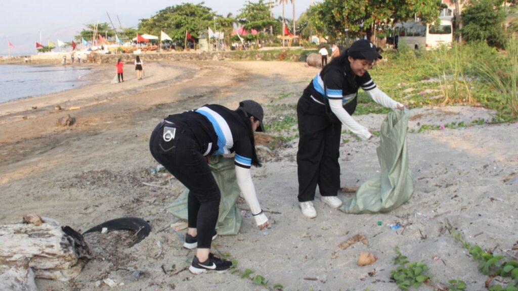 Coastal_Cleanup-2