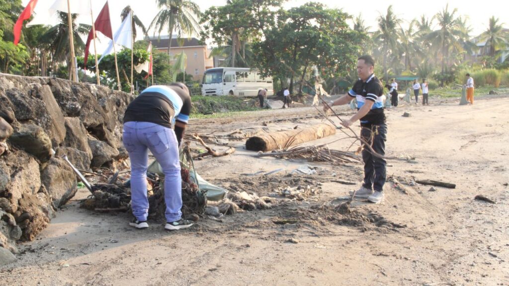 Coastal_Cleanup-4