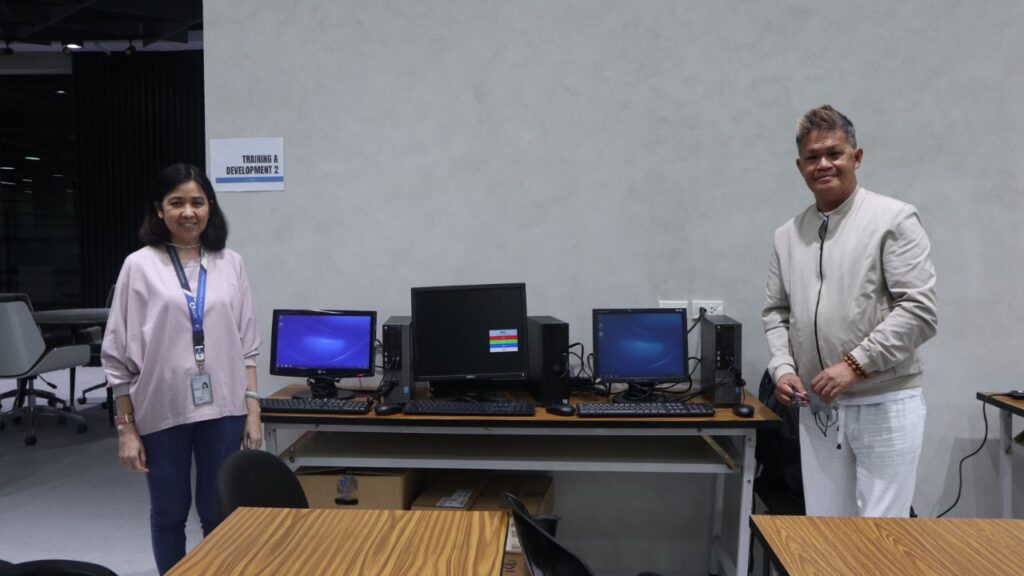 Computer_Donation-1